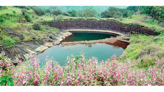 Raigad Fort In Maharashtra With Images Everything You Need To Know