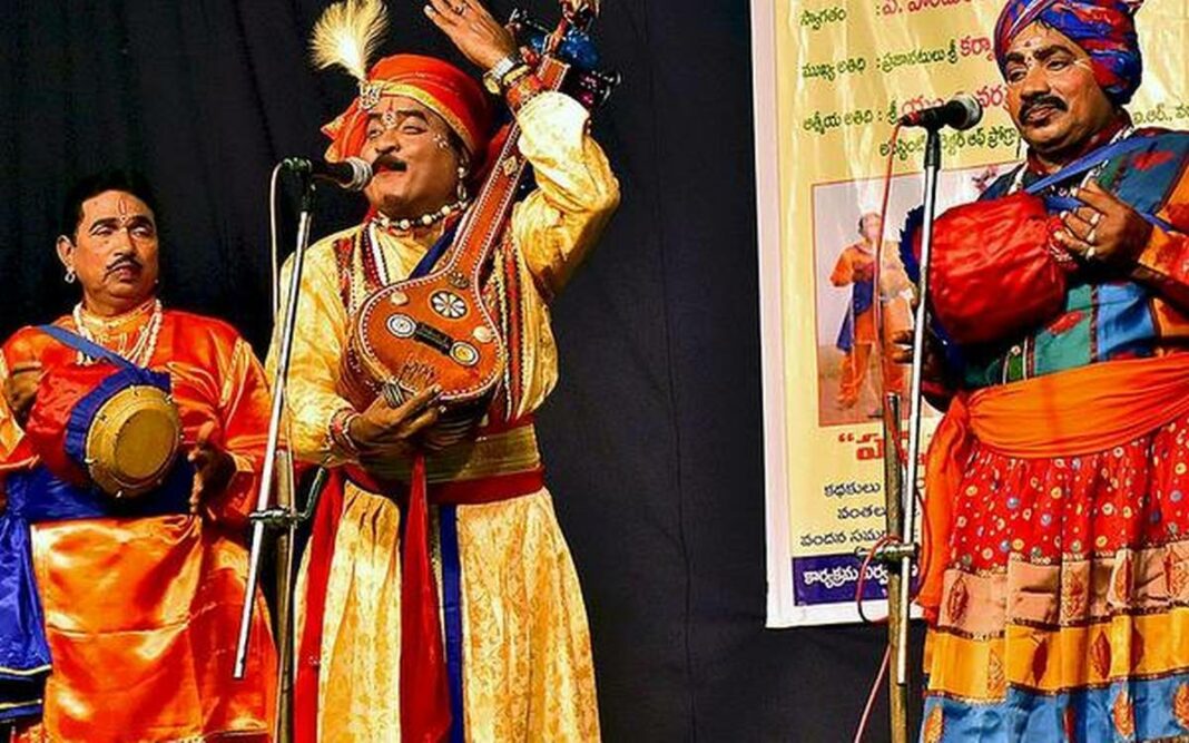 Mesmerizing Folk Dances Of Andhra Pradesh That Reflects Its Culture