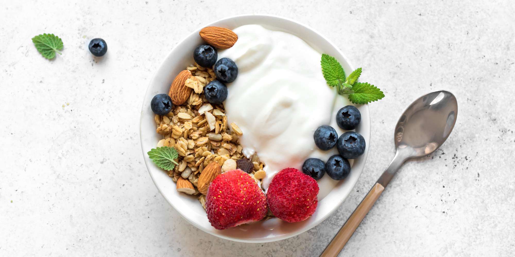 Greek Yogurt With Mixed Berries