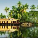 houseboats-in-kerala-min