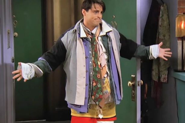 joey wearing everything chandler owns