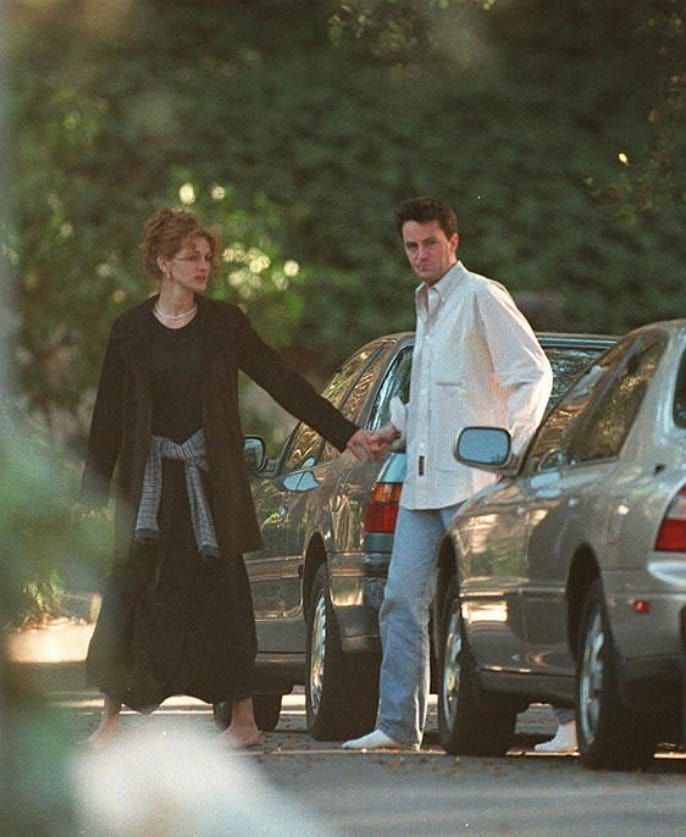 matthew perry and julia roberts while they were dating