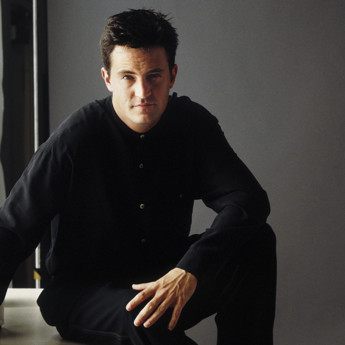 matthew perry looking handsome