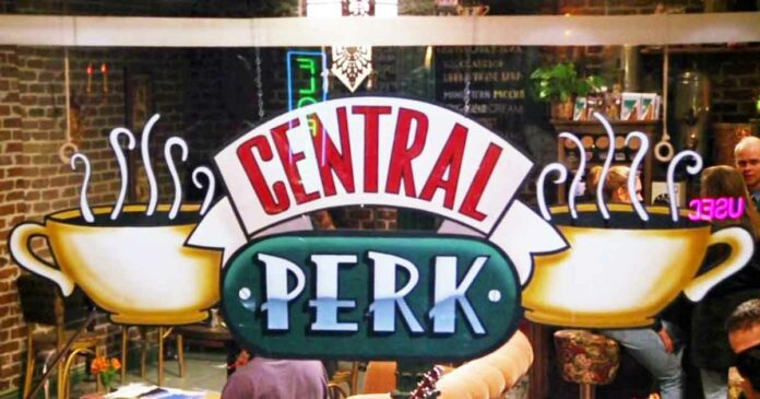 central perk moments from friends that were memorable