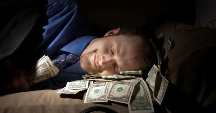 man made money while trying to sleep online