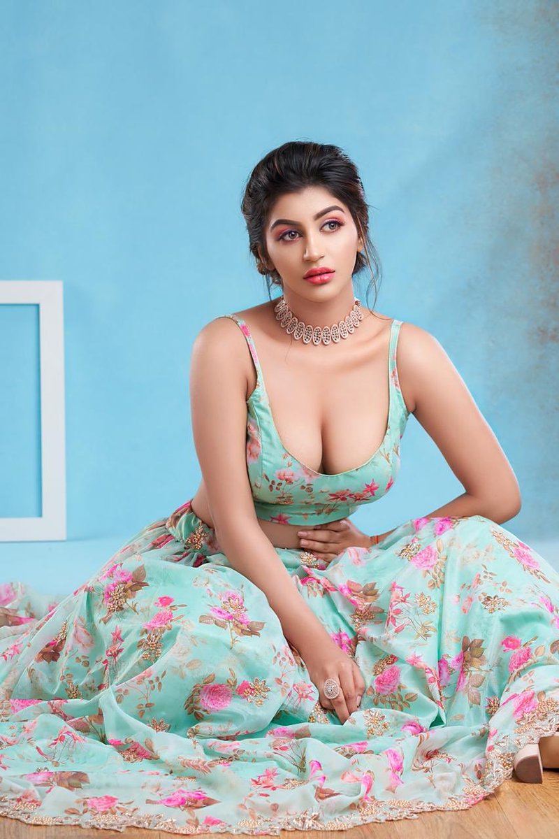 Yashika Aannand