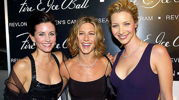 jennifer-aniston-courteney-cox-lisa-kudrow-reunite-ap-ftr