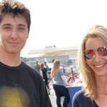Lisa-Kudrow and Julian