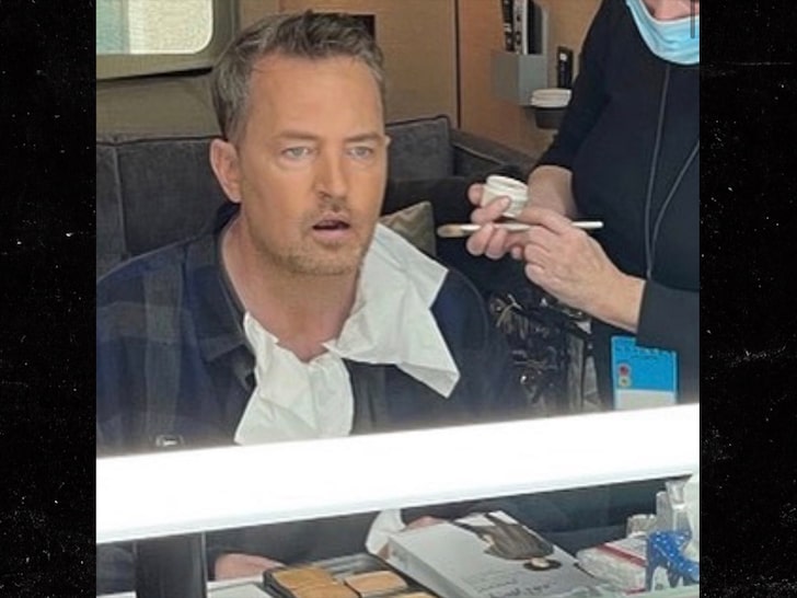 matthew perry from the sets of friends reunion