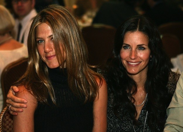 Lisa Kudrow and Courteney Cox