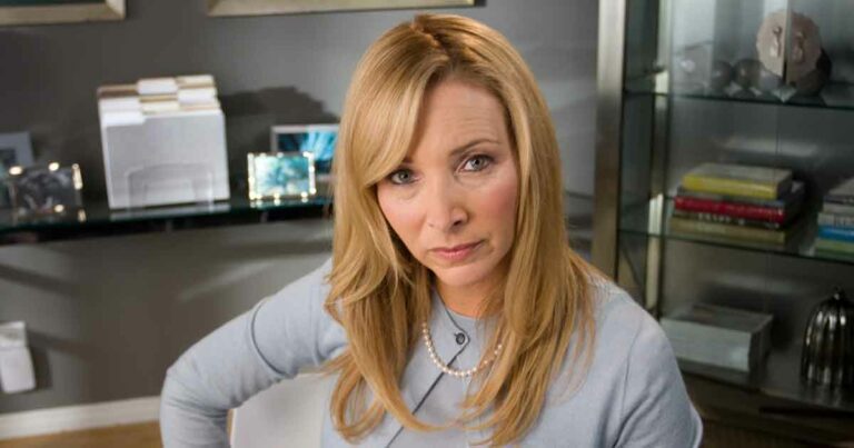 Lisa Kudrow Talks About The Struggles She Faced In FRIENDS