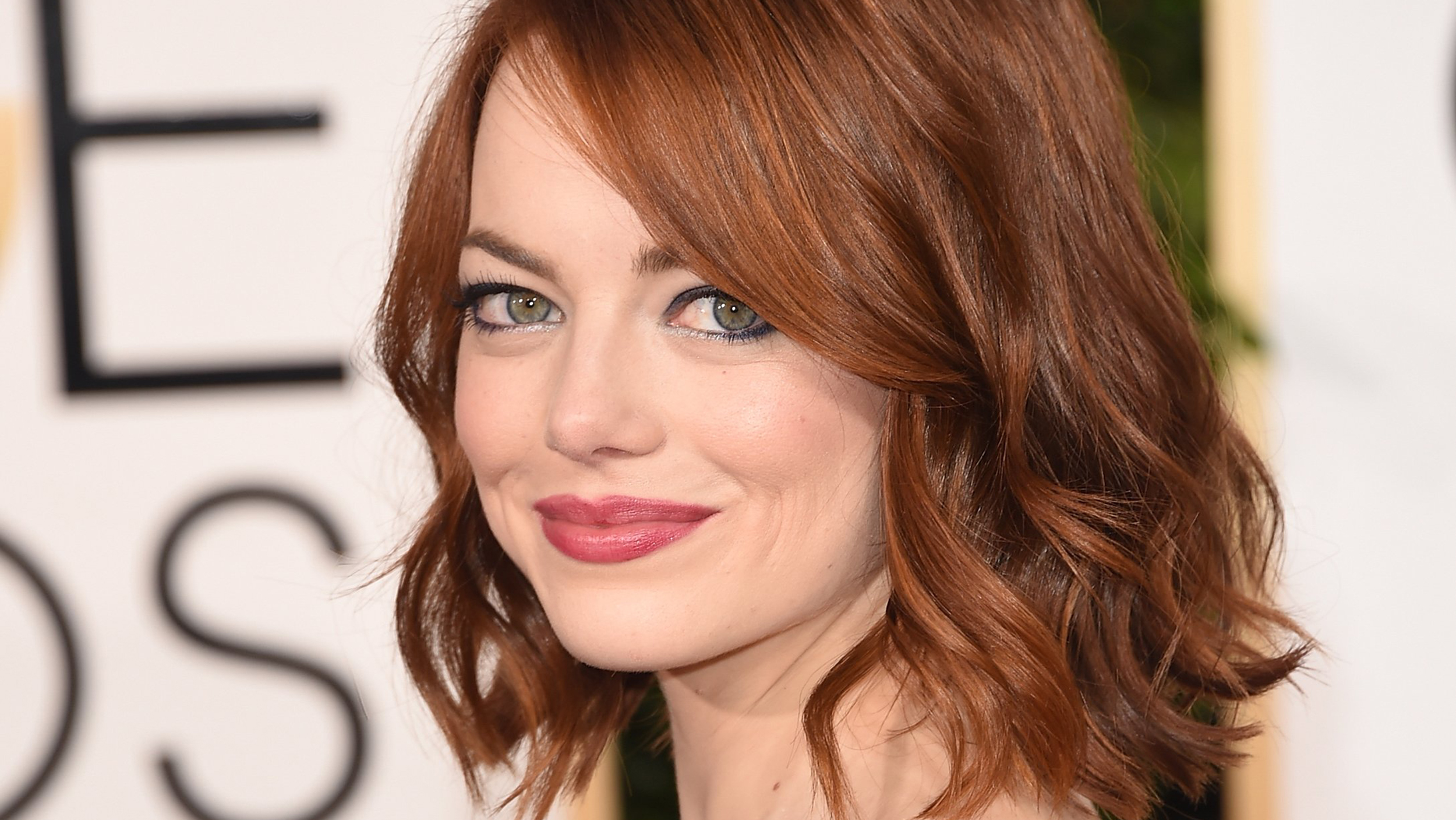 15 Most Sexiest Redhead Hollywood Actresses