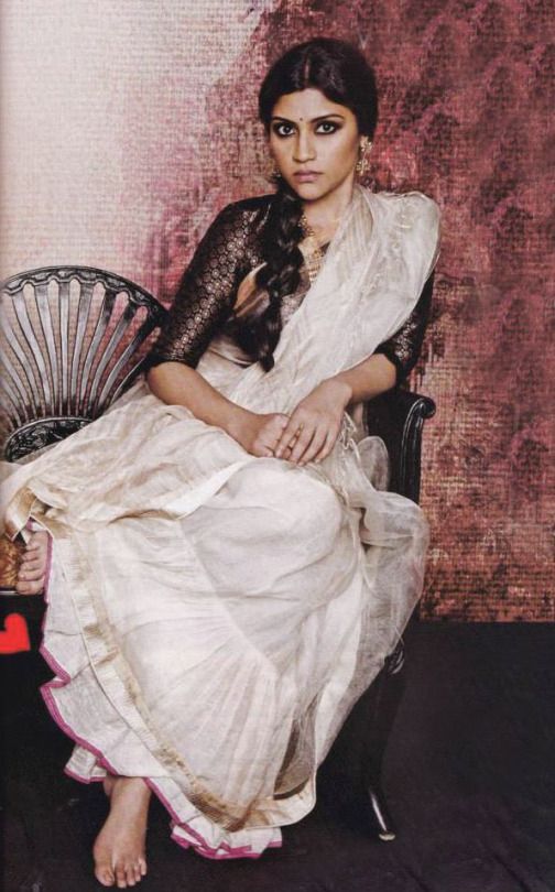 half sitting pose to try at home for pictures, traditional saree pose