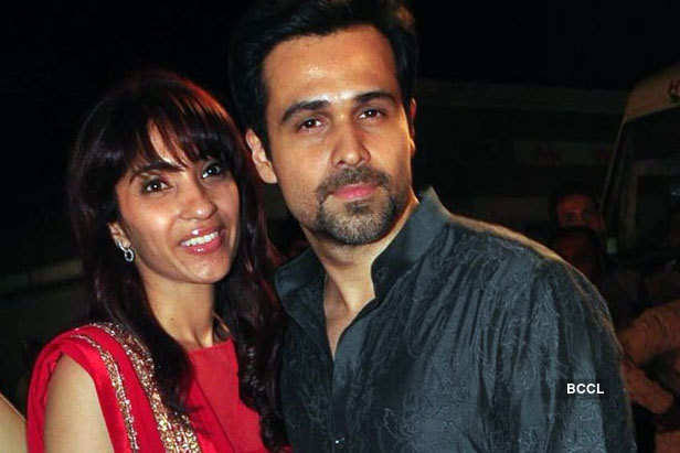 EMRAAN HASHMI married PARVEEN SHAHANI in real life who was her childhood love