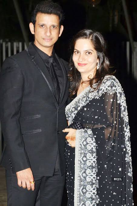 Sharman joshi married prerna chopra, daughter of prem chopra