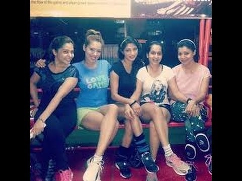 munmun dutta with friends