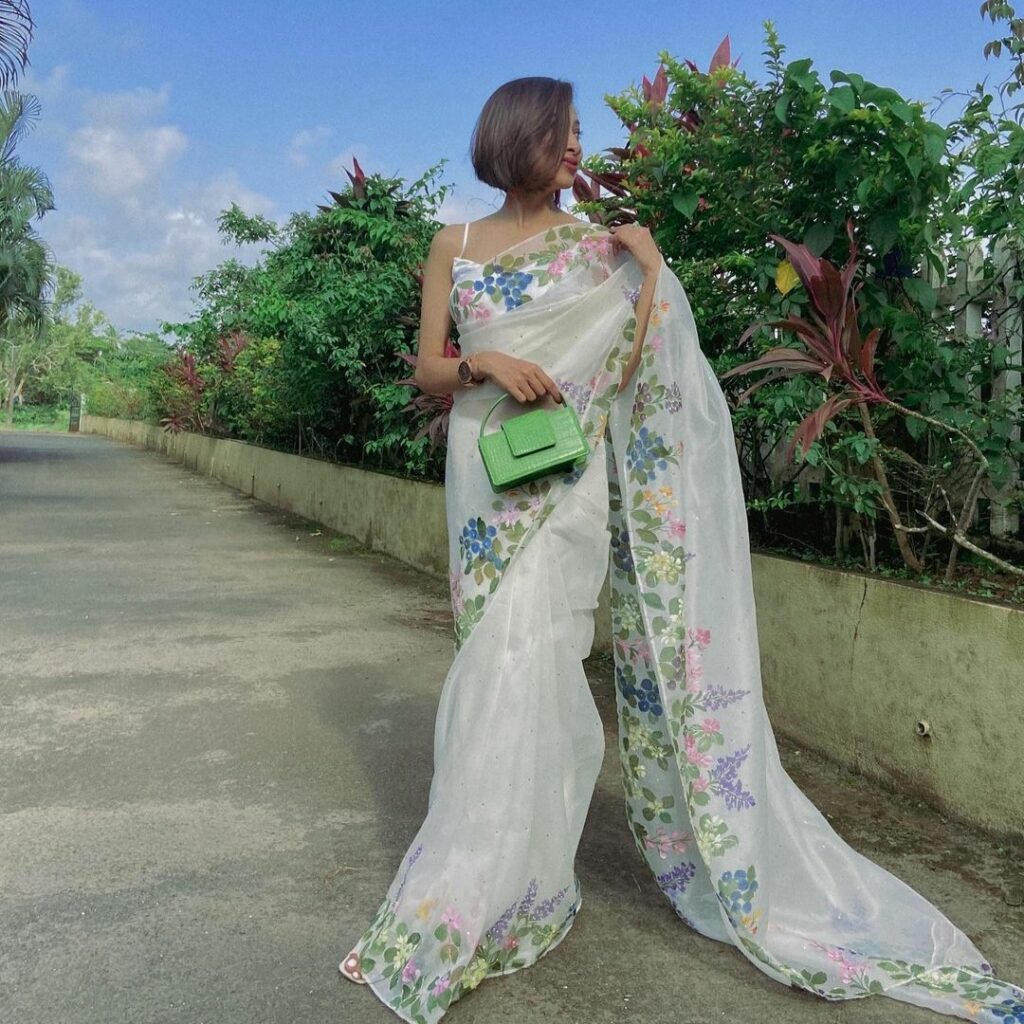 White Saree pose