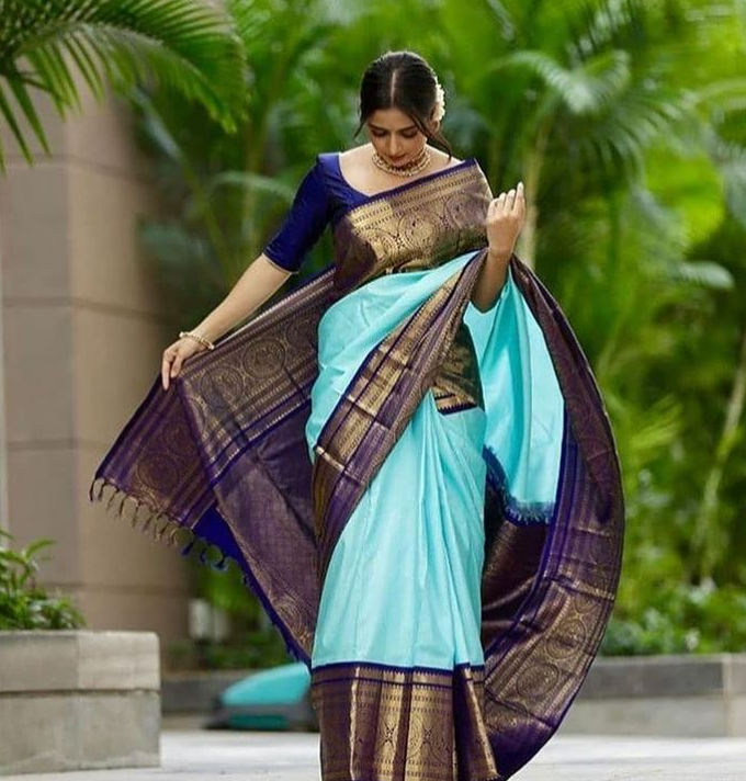 Shop Organza Fabric Saree Poses For Girls Online