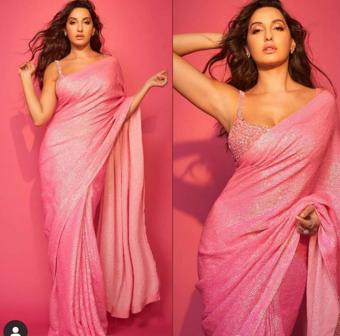 glamorous saree pose for glamorous girls