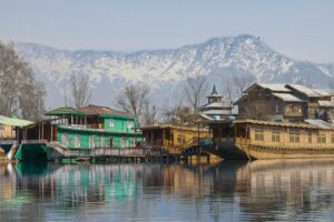 srinagar best honeymoon places in india