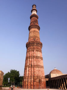 qutub minar delhi monument