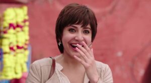 Pixie hair by anushka sharma