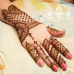 Ornamental Arabic Mehndi Design