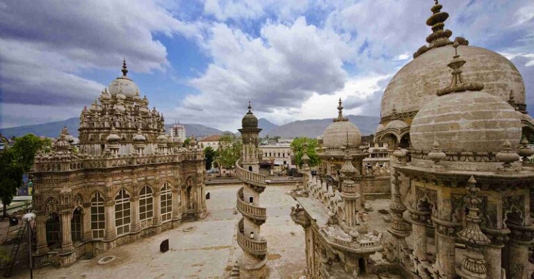 List of Places To Visit in Gujarat & Things To Do In Gujarat