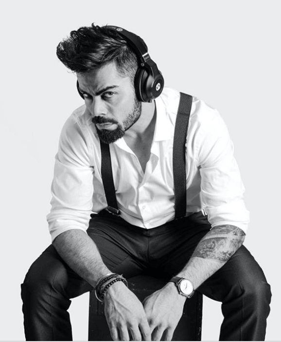 virat kohli hairstyle in black and white photo