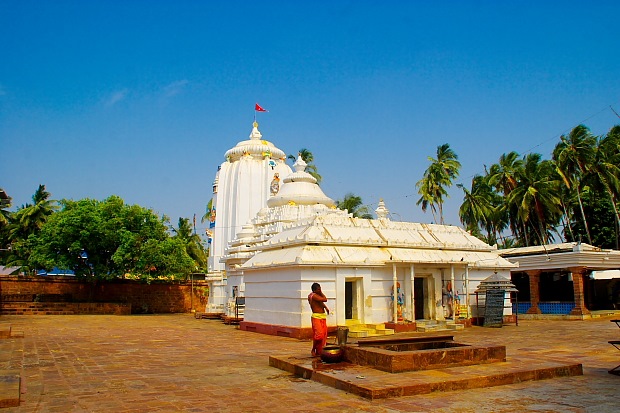 Alarnath Temple