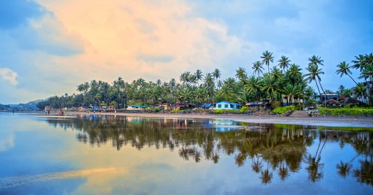 List Of Famous Beaches Of Maharashtra That You Must Visit Once In Lifetime