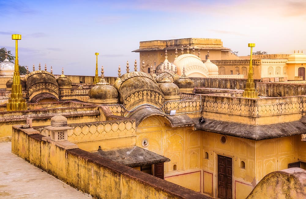 Nahargarh Fort is a haunted fort in Rajasthan