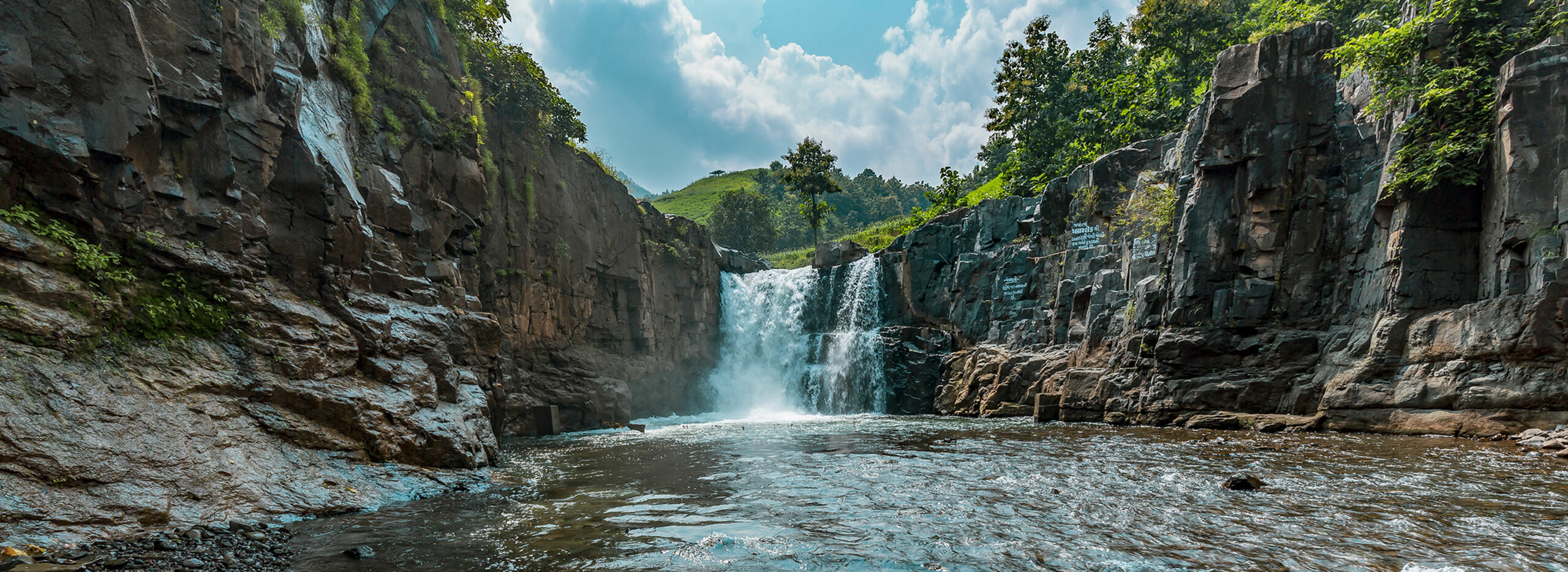 Zarwani Waterfalls, Rajpipla