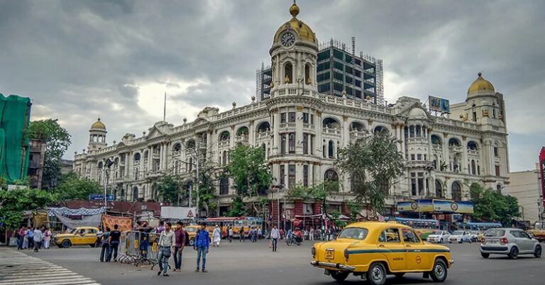 30 Best Places To Visit In Kolkata To Know About The Rich Heritage & Food