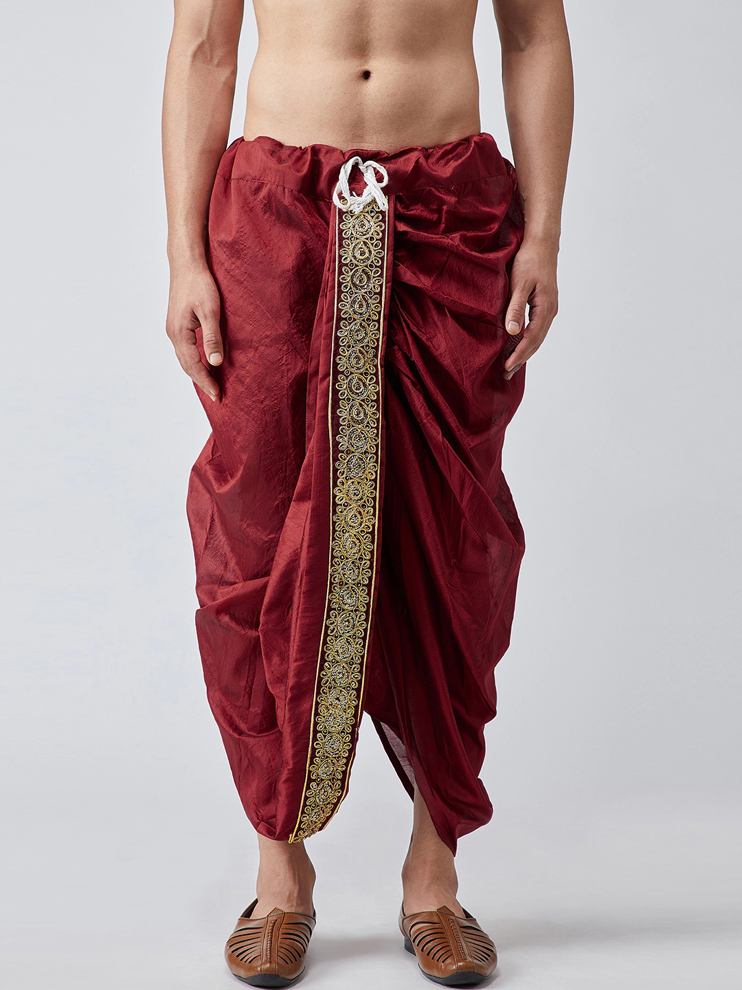 dhoti is the traditional dress for gujrati men