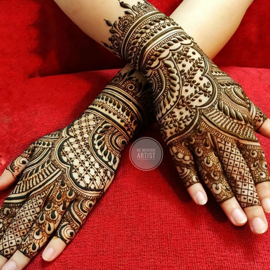 easy dotted and criss cross mehendi design