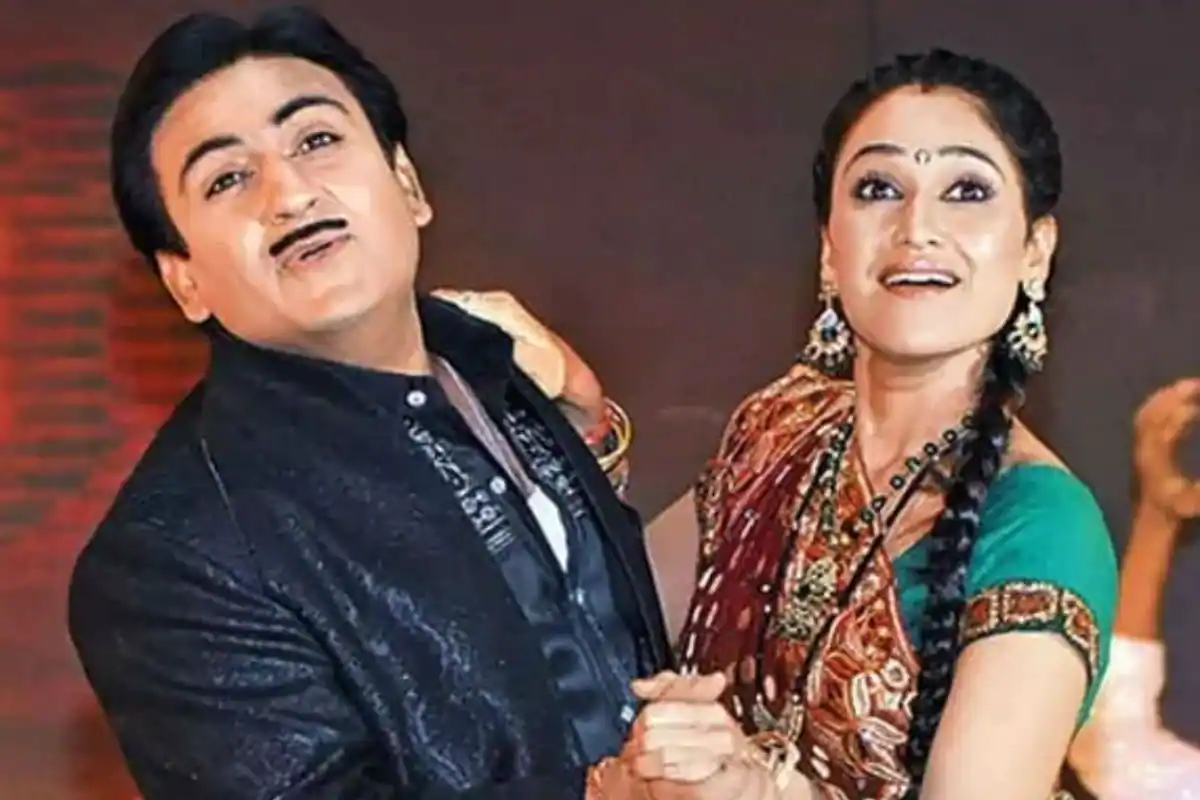 Jethalal and dayaben from TMKOC dancing together