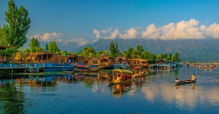 30 Places To Visit In Kashmir To Know The Magical Gem On Earth