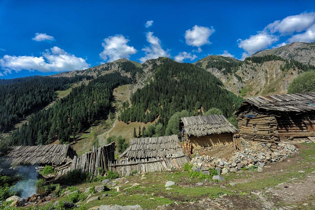 The Twin Villages is a haunted place in kashmir