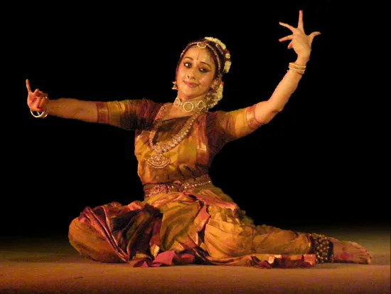 woman dancing Bhamakalapam