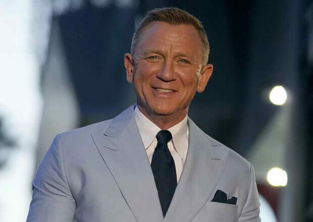 Daniel Craig