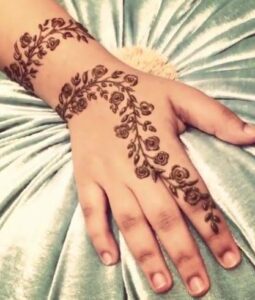 Flower Creeper Mehndi