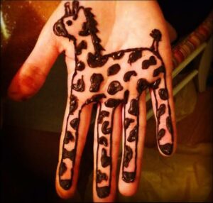 Giraffe Mehndi