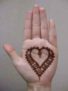 Bunch of Hearts Mehndi