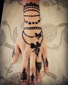 Bracelet Style Mehndi