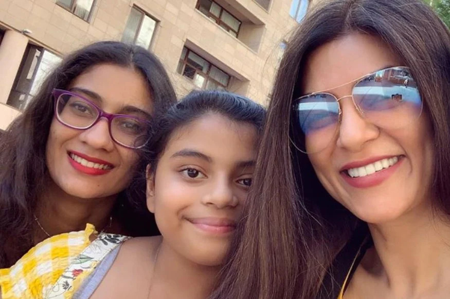 Sushmita Sen with her daughters