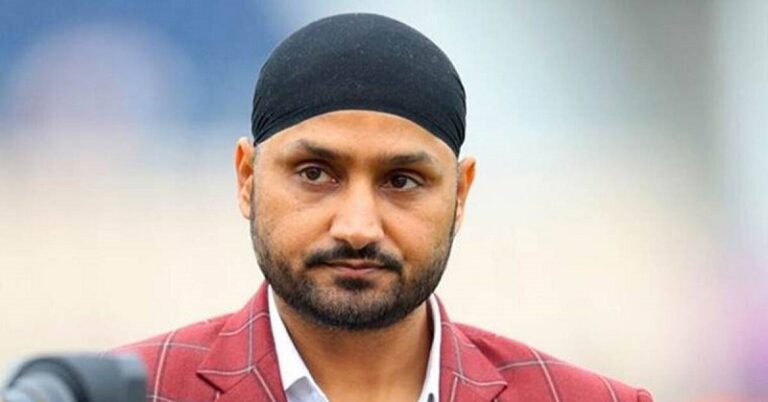 Harbhajan Singh Slams MS Dhoni For Spoon-Feeding Captaincy To Ravindra Jadeja