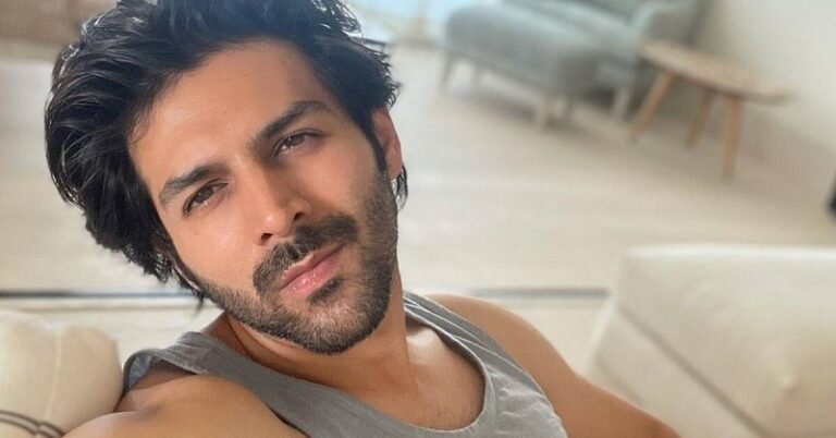 Kartik Aaryan’s Witty Response To Fan When Asked Why He Didn’t Travel By Business Class