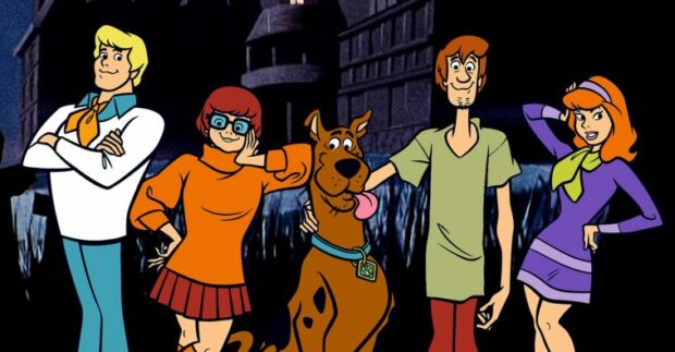 Scooby Doo with his friends