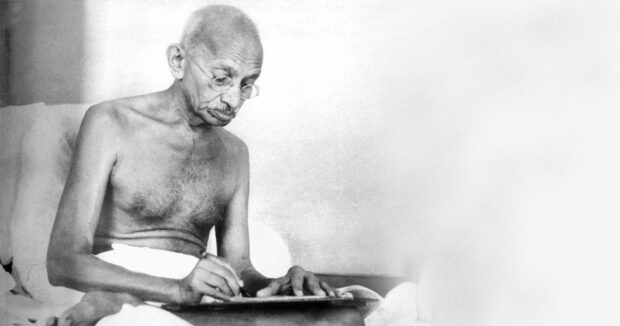 about Mahatma Gandhi, about Gandhiji, about in Mahatma Gandhi, Gandhi ji Non-Violence, Mahatma Gandhi Writer